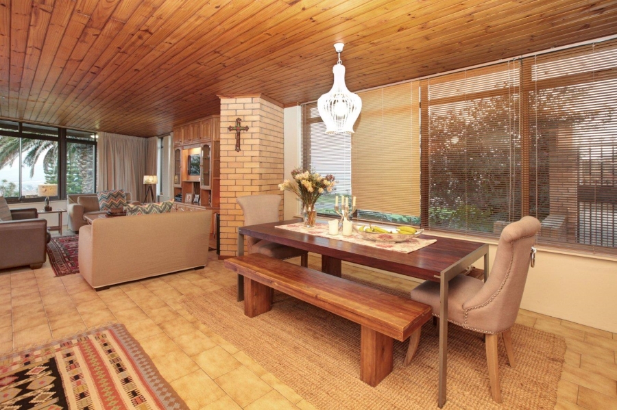 To Let 5 Bedroom Property for Rent in Welgemoed Western Cape